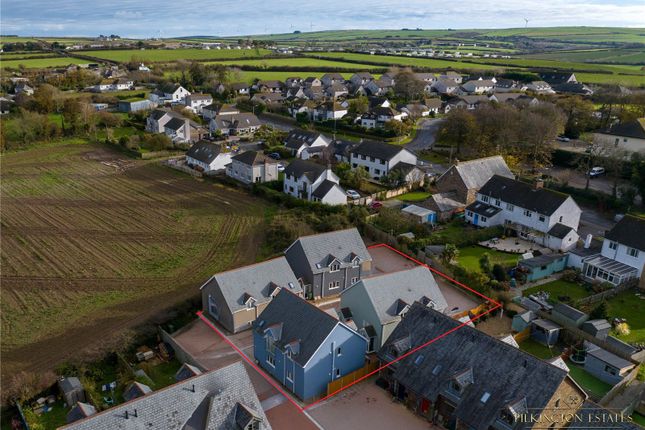 16 bedroom detached house for sale