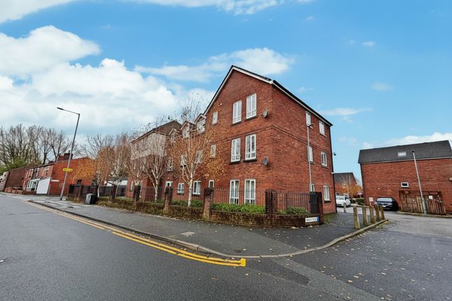 Bolton Road, Westhoughton, BL5 2 bed apartment for sale