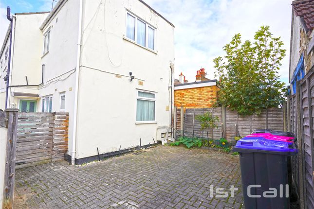 2 bedroom maisonette for sale