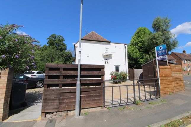 Chalvey Park, Slough 2 bed maisonette for sale