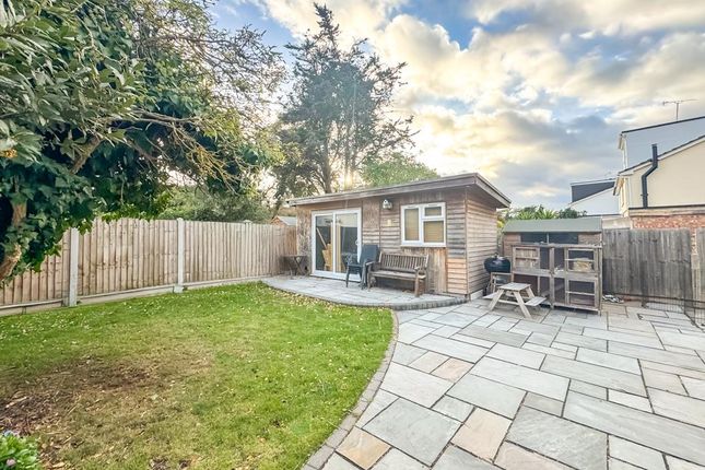 2 bedroom semi-detached bungalow for sale