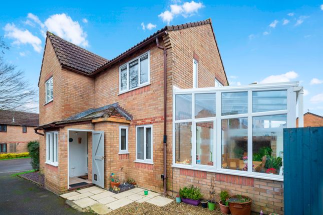 4 bed detached house