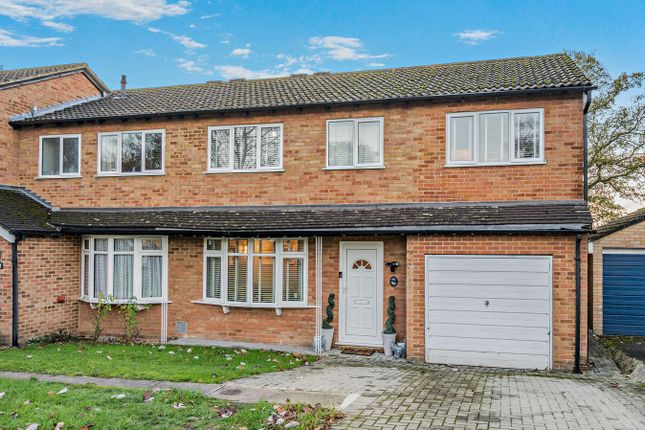 5 bedroom terraced house for sale