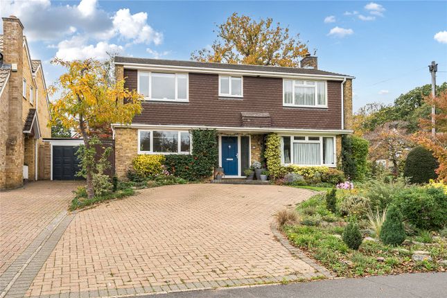 Copse Avenue, Farnham, Surrey, GU9 4 bed detached house for sale