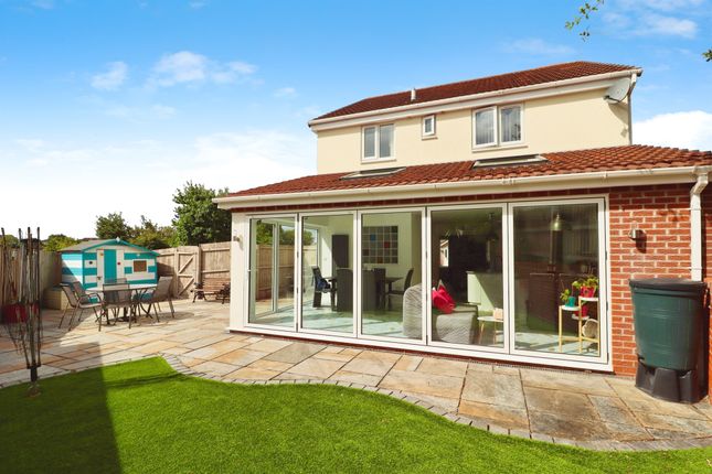 3 bed detached house