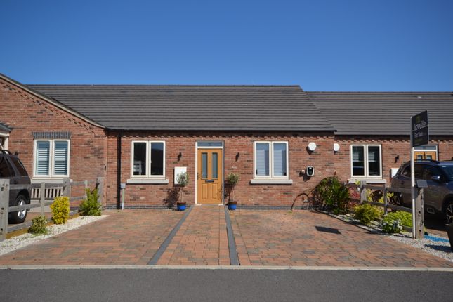 Roy's Drive, Tetney DN36 2 bed bungalow for sale