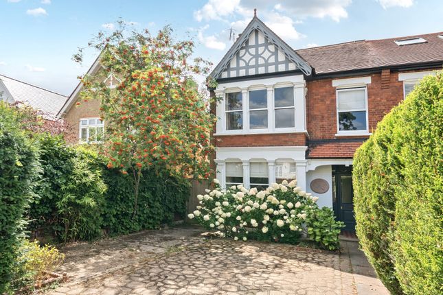 4 bedroom semi-detached house for sale