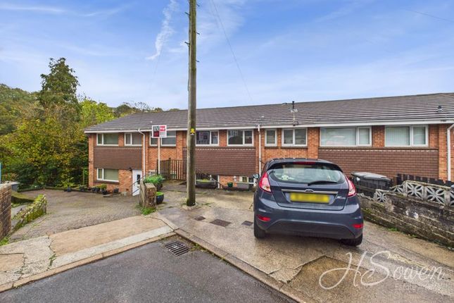 5 bed terraced house