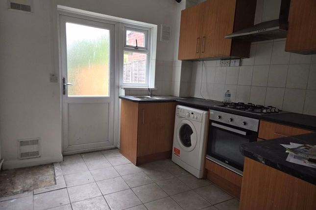Broadfield Walk, Birmingham B16 8AN 4 bed terraced house for sale
