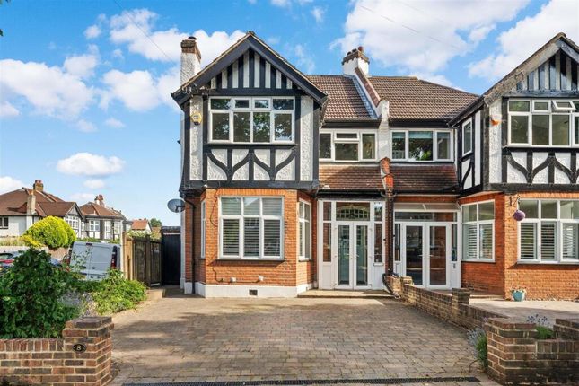 Hillside Gardens, South Wallington 4 bed semi