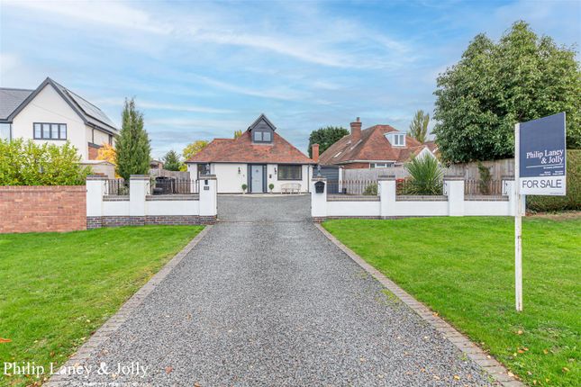 4 bedroom detached bungalow for sale