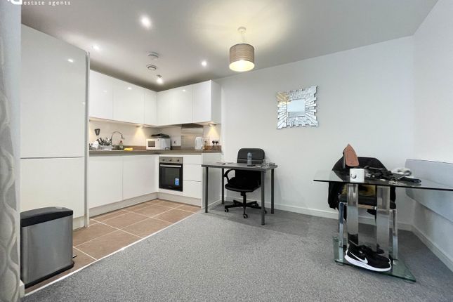 Studio apartment for sale