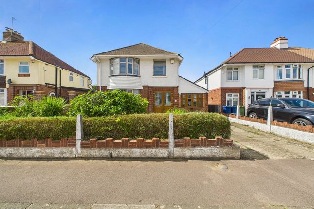 Dancey Road, Churchdown, Gloucester, GL3 3 bed detached house for sale