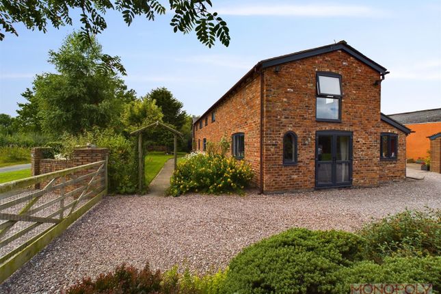 Francis Lane, Holt, Wrexham 4 bed detached house for sale