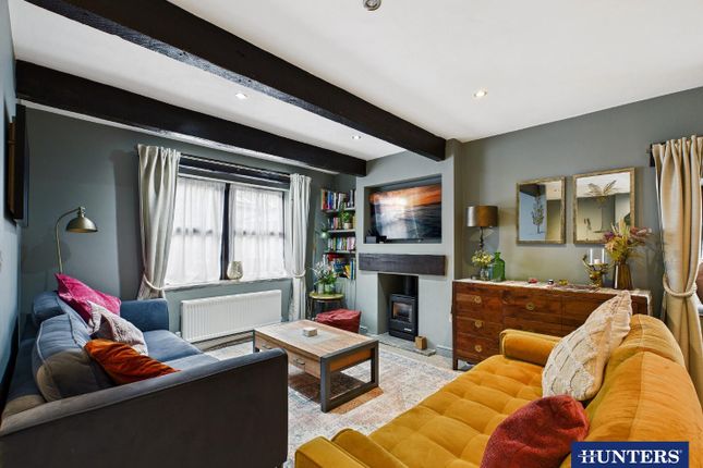 Cross Lane, Kendal 2 bed end of terrace house for sale
