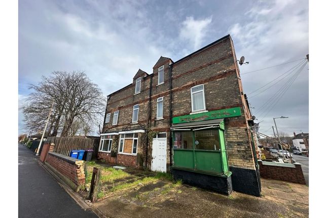 4 bed terraced house