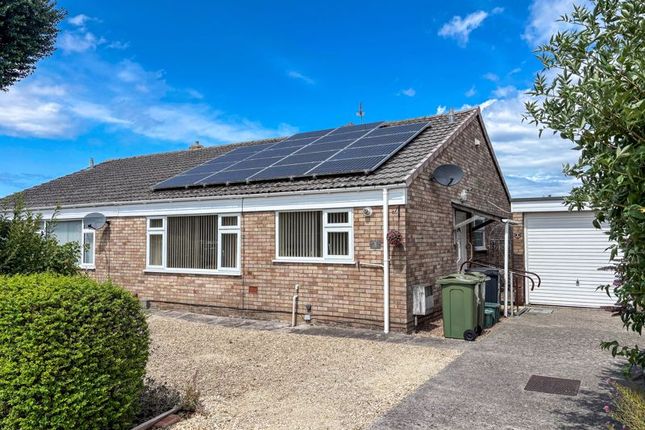 3 bedroom semi-detached bungalow for sale