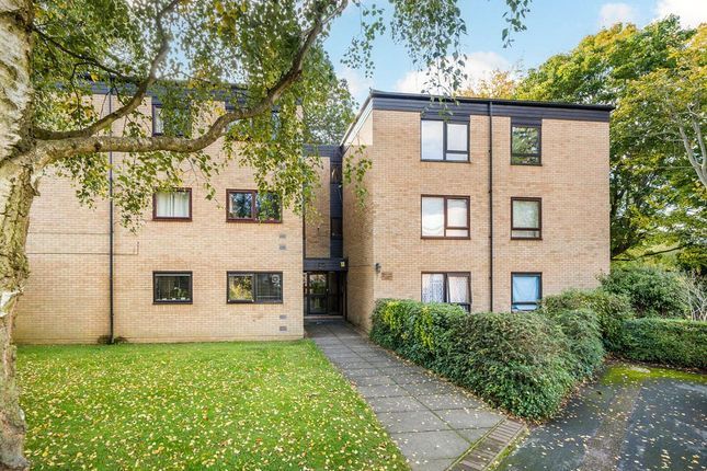 Nascot Court, Grandfield Avenue... 2 bed apartment for sale
