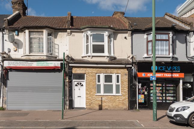 High Road Leytonstone, London, E11 4RD 2 bed flat for sale