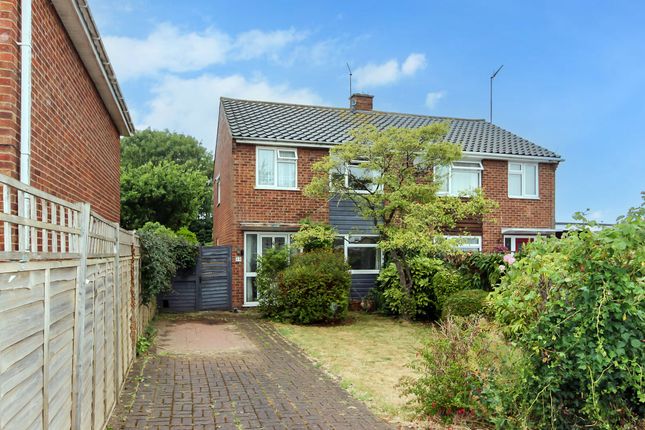 Arkwright Road, Irchester NN29 3 bed semi