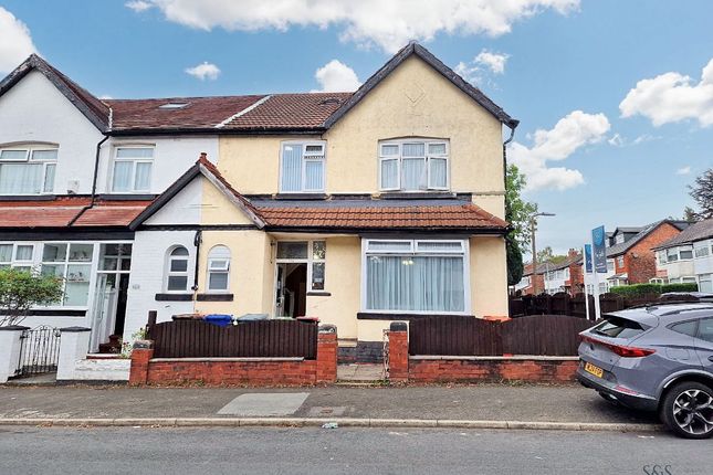 6 bedroom semi-detached house for sale