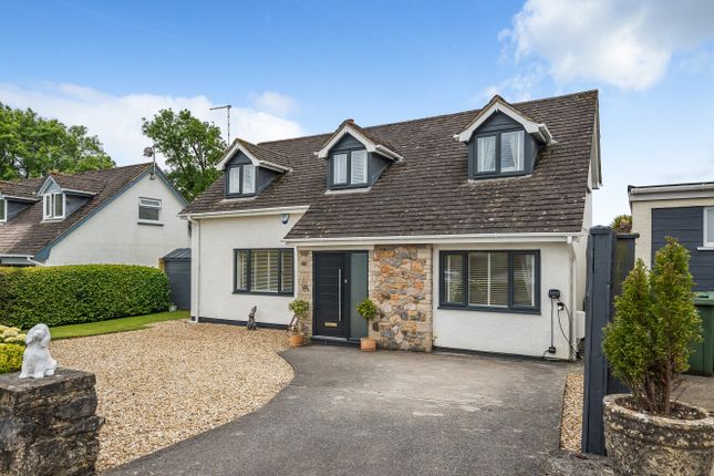 4 bed detached house