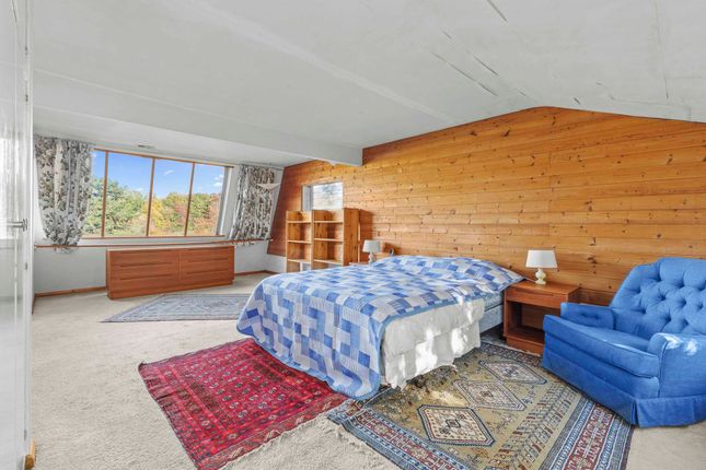 Hampden Hill, Beaconsfield HP9 4 bed detached house for sale