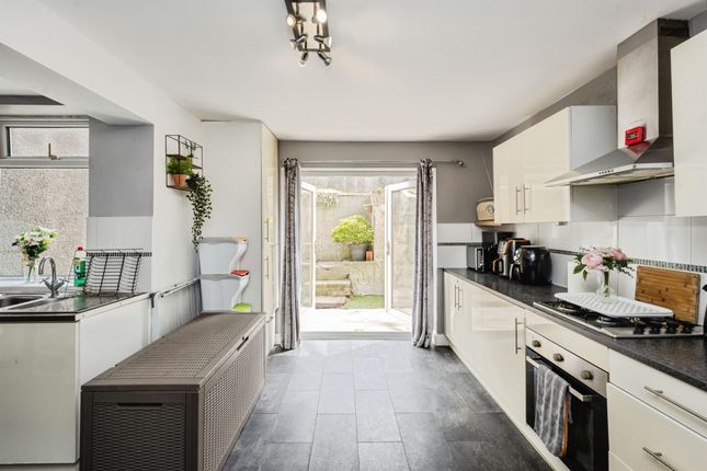 3 bed semi-detached house