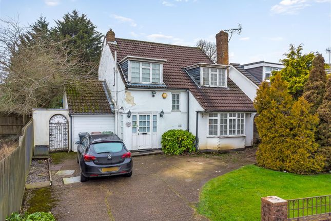 Grange Road, Borehamwood WD6 3 bed detached house for sale