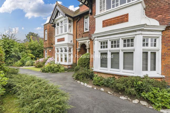 Camden Park Road, Chislehurst, Kent, BR7 1 bed flat for sale