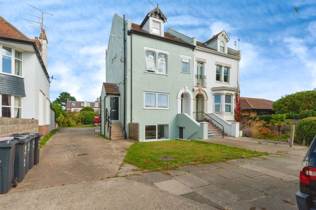 1 bedroom ground floor flat for sale