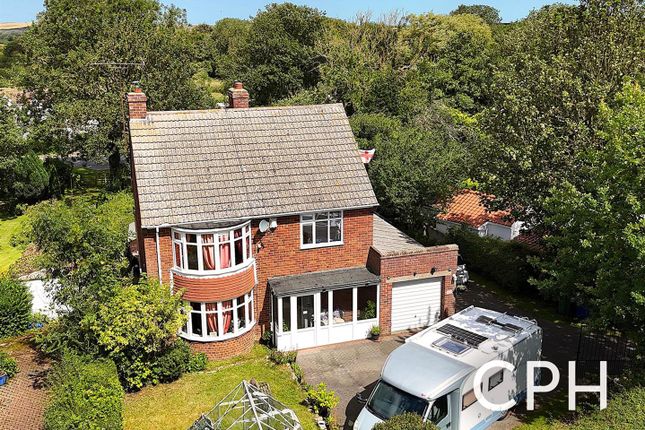 West End, Muston, Filey 3 bed detached house for sale