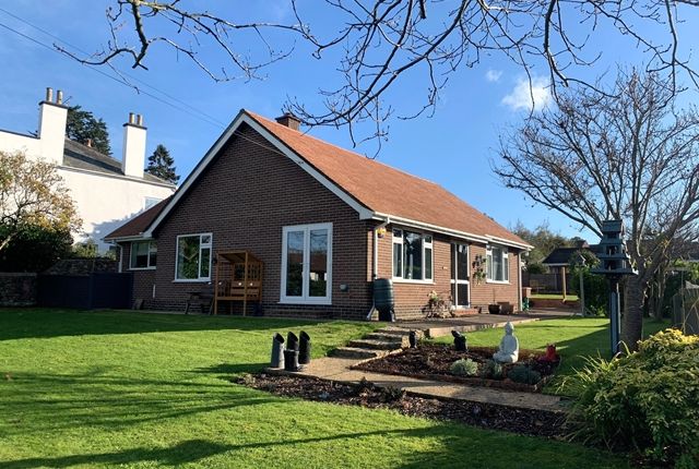 3 bedroom detached bungalow for sale