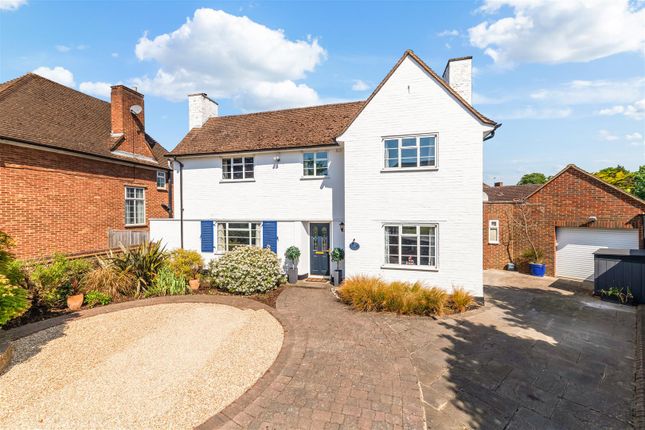 Avenue Road, Epsom 4 bed detached house for sale