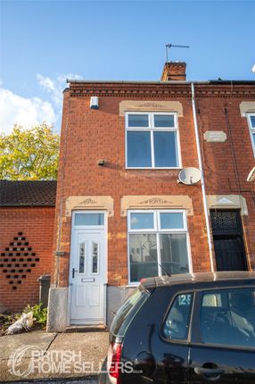 3 bed end terrace house