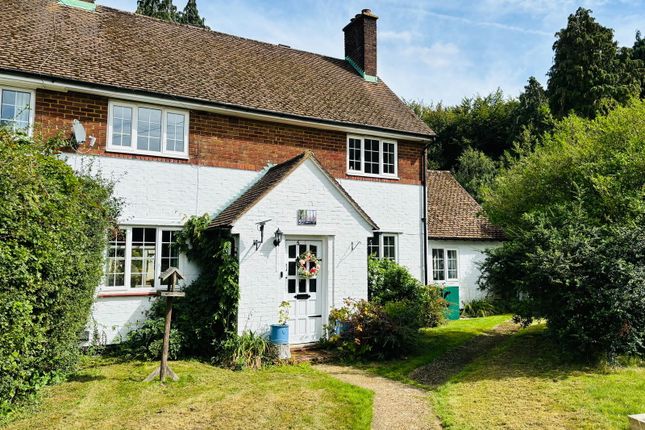 5 bedroom semi-detached house for sale