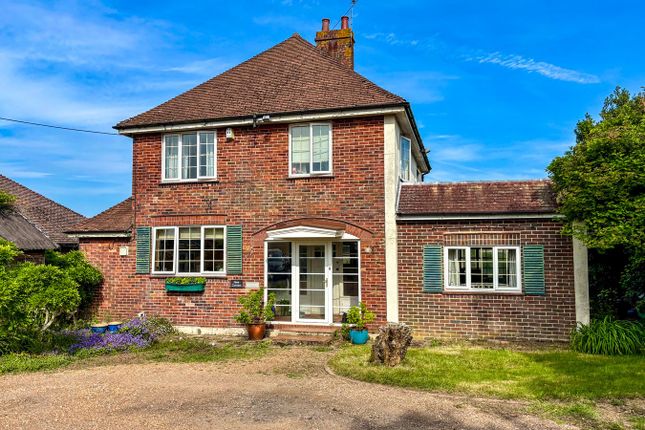 Whatlington Road, Battle, TN33 3 bed detached house for sale