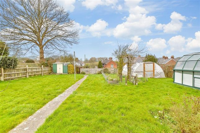Castle Road, Newport, Isle of Wight 2 bed detached bungalow for sale