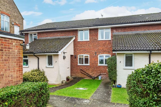 OWEN PLACE, LEATHERHEAD KT22 2 bed terraced house for sale