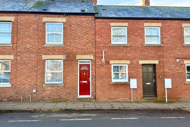 39 St James Street, Daventry, NN11 4AG 2 bed terraced house for sale