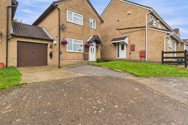 Puzzle Close, Lydney GL15 3 bed link detached house for sale