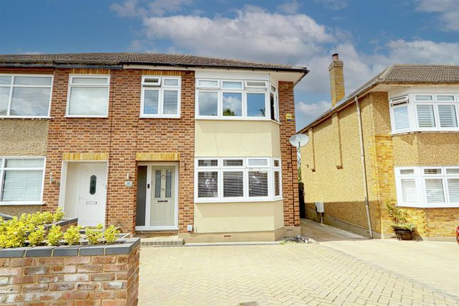 Knightbridge Walk, Billericay CM12 3 bed semi