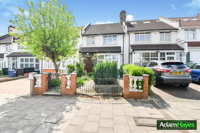 Woodhouse Road, London N12 3 bed terraced house for sale