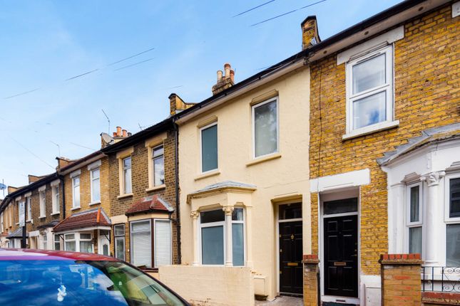 Glenavon Road, London, E15 2 bed terraced house for sale