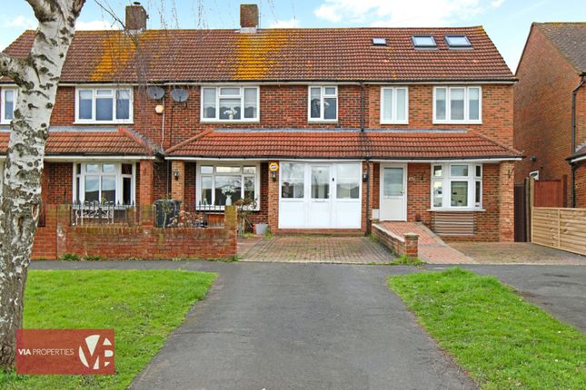 Monkswood Avenue, Waltham Abbey EN9 3 bed terraced house for sale