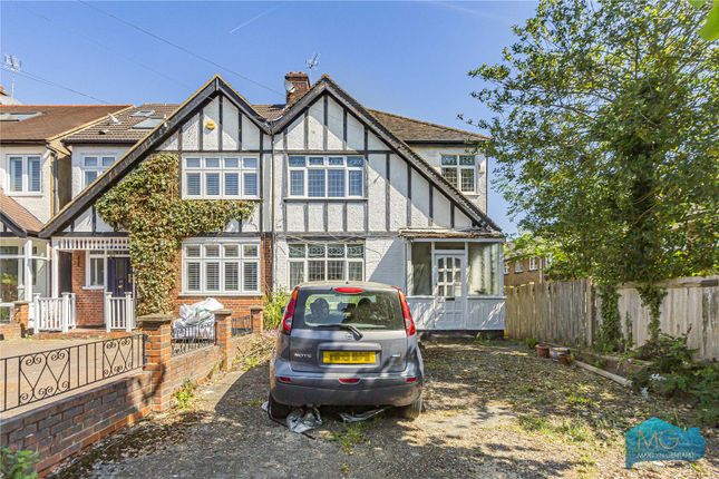 Arundel Gardens, London, N21 3 bed semi