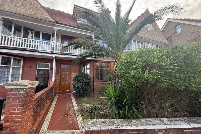 Prices Avenue, Margate CT9 6 bed terraced house for sale