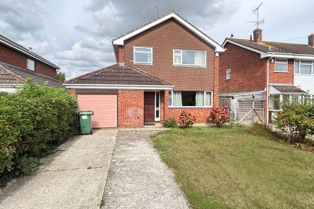 Beaumont Road, Longlevens, Gloucester 3 bed detached house for sale