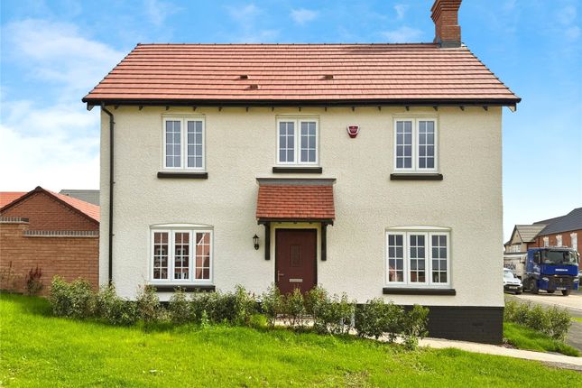 Limetree Way, Leicester LE7 3 bed detached house for sale