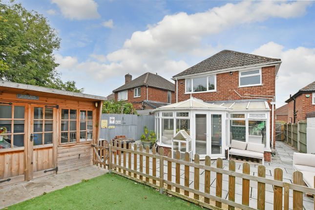 Cheetham Avenue, Unstone, Dronfield... 3 bed detached house for sale